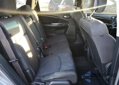 2015 Dodge Journey Sxt z USA, uszkodzony, nr VIN 3C4PDDBG4FT755507